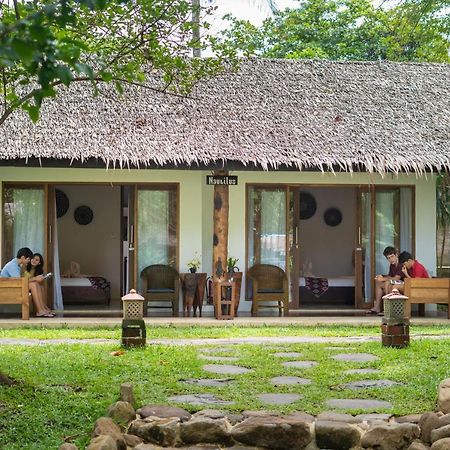 Murex Dive Resort Manado Exterior photo